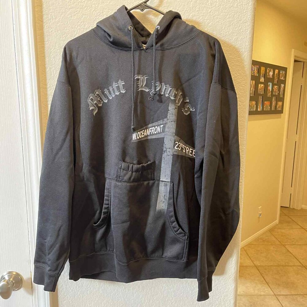 Newport Beach Mutt Lynch's hoodie